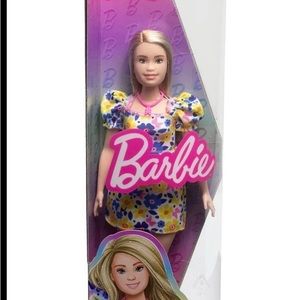 MATEL HJT05 Fashionistas Doll Barbie Doll with Down Syndrome Wearing Floral